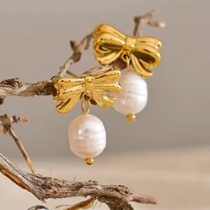 Bow Knot Bowtie Natural Pearl Drop Earrings Waterproof Stainless Steel PVD New